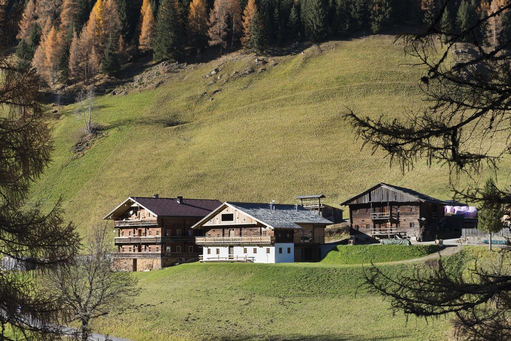 Giatla Hof Der Alfenalm - Ferienwohnungen Am Berg Innervillgraten Exterior photo